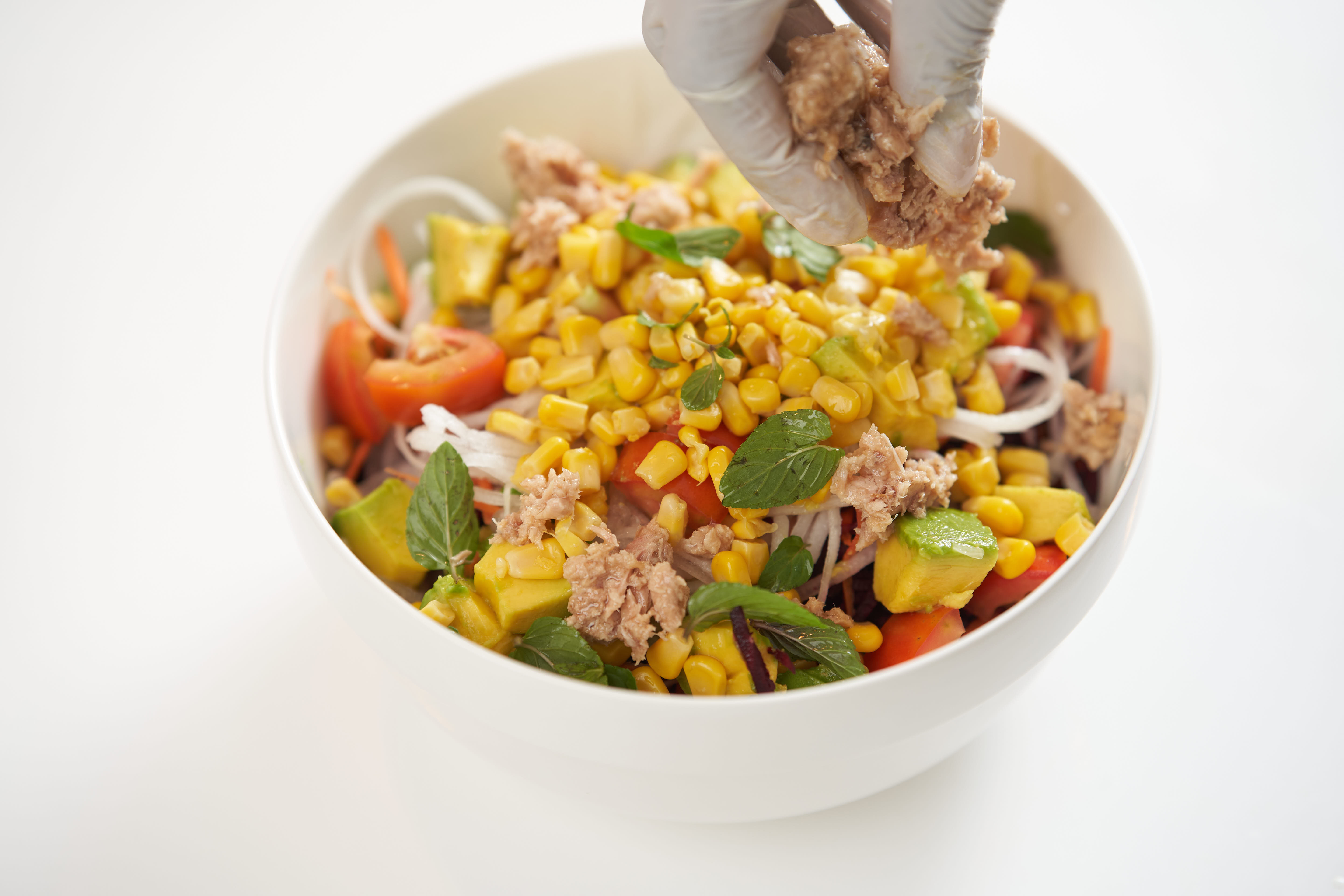 Salade d'avocat au blanc de poulet